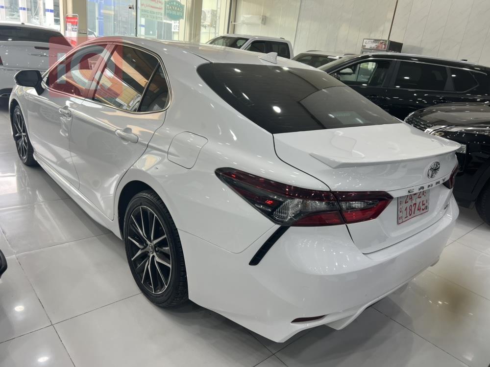 تۆیۆتا کامری